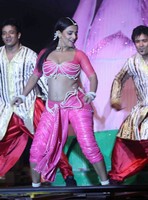 Vidya Balan Hot Pics